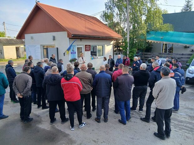 Прикарпатські енергетики вшанували памʼять свого колеги Юрія Кайгородова